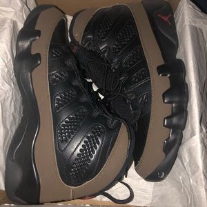 Air Jordan 9 Retro